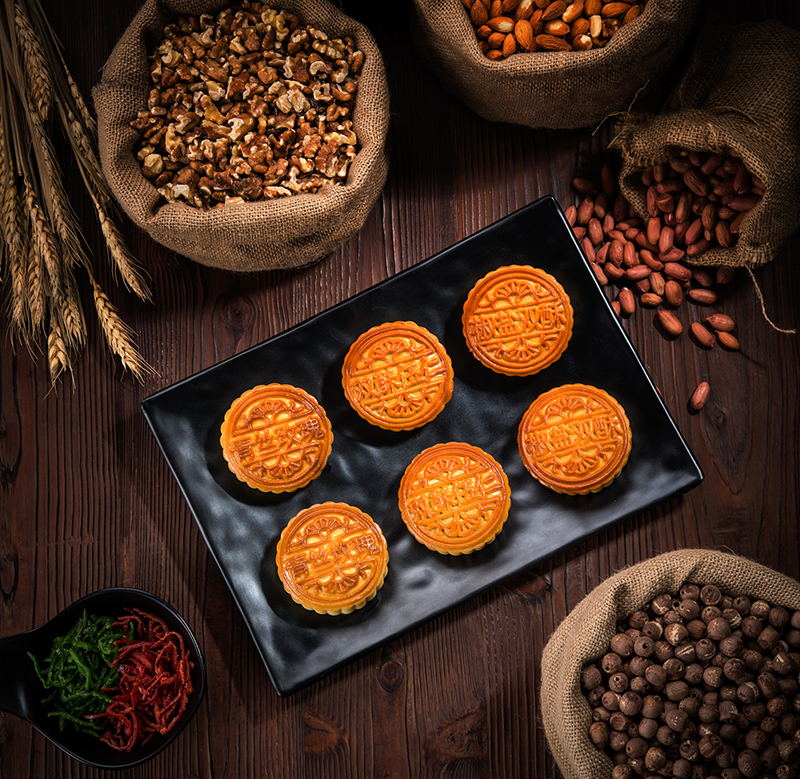 Kangfu old moon cake, the old taste deep in the heart